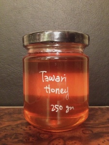 Jar of honey, Tawari honey, New Zealand honey